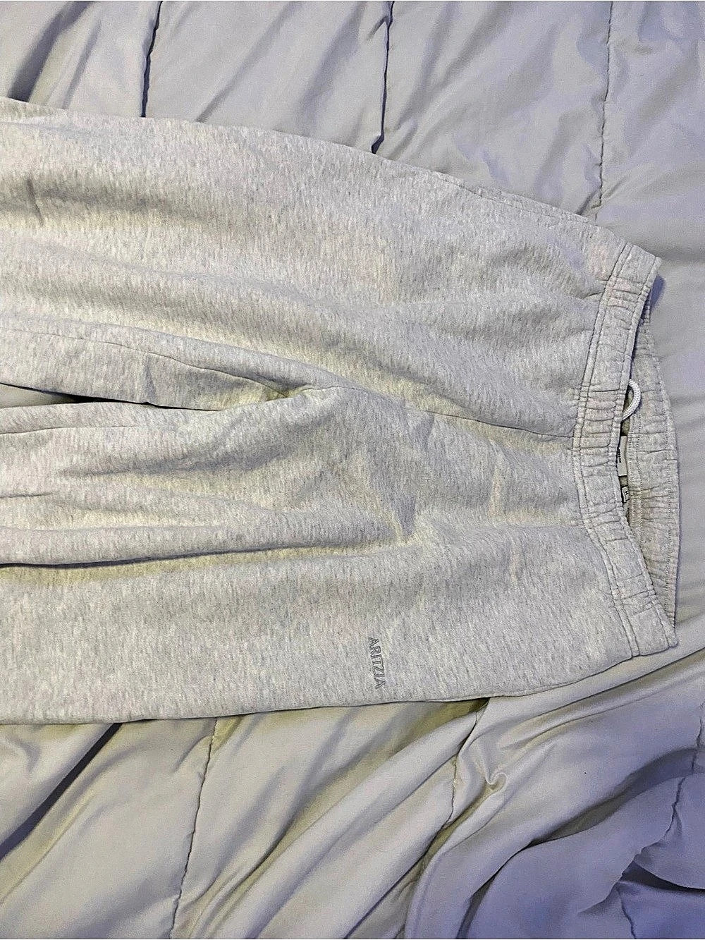 Aritzia Cozy Fleece Mega Sweatpant Joggers in Gray Medium